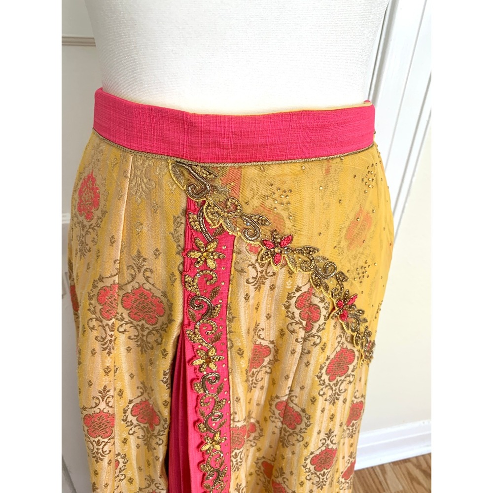 DEBYANI Luxury Indian Lehenga Skirt Mustard Yellow Chanderi Silk Size 32 S M - Picture 6 of 16